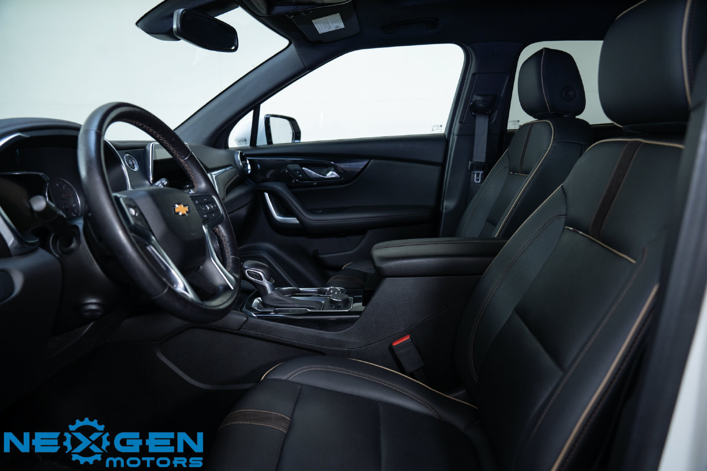 Used 2022 Chevrolet Blazer Premier w/ Enhanced Convenience Package AWD/4WD image 10