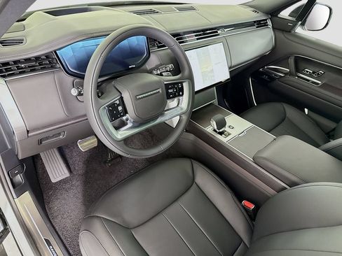 New 2026 Land Rover Range Rover SE AWD/4WD image 9