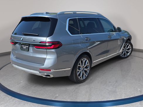 Used 2025 BMW X7 xDrive40i AWD/4WD image 5