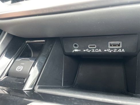 Used 2025 Subaru Outback Onyx Edition image 26