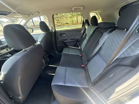 Used 2023 Nissan Rogue SV image 23