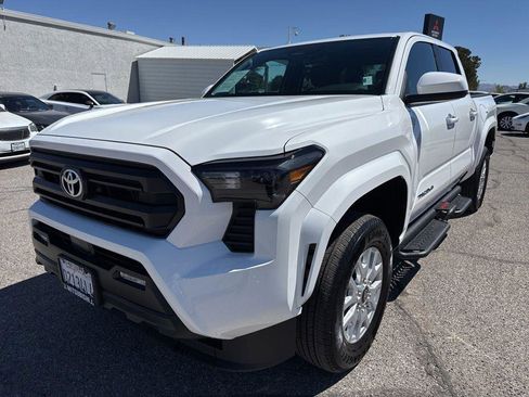 Used 2026 Toyota Tacoma SR5 RWD image 3