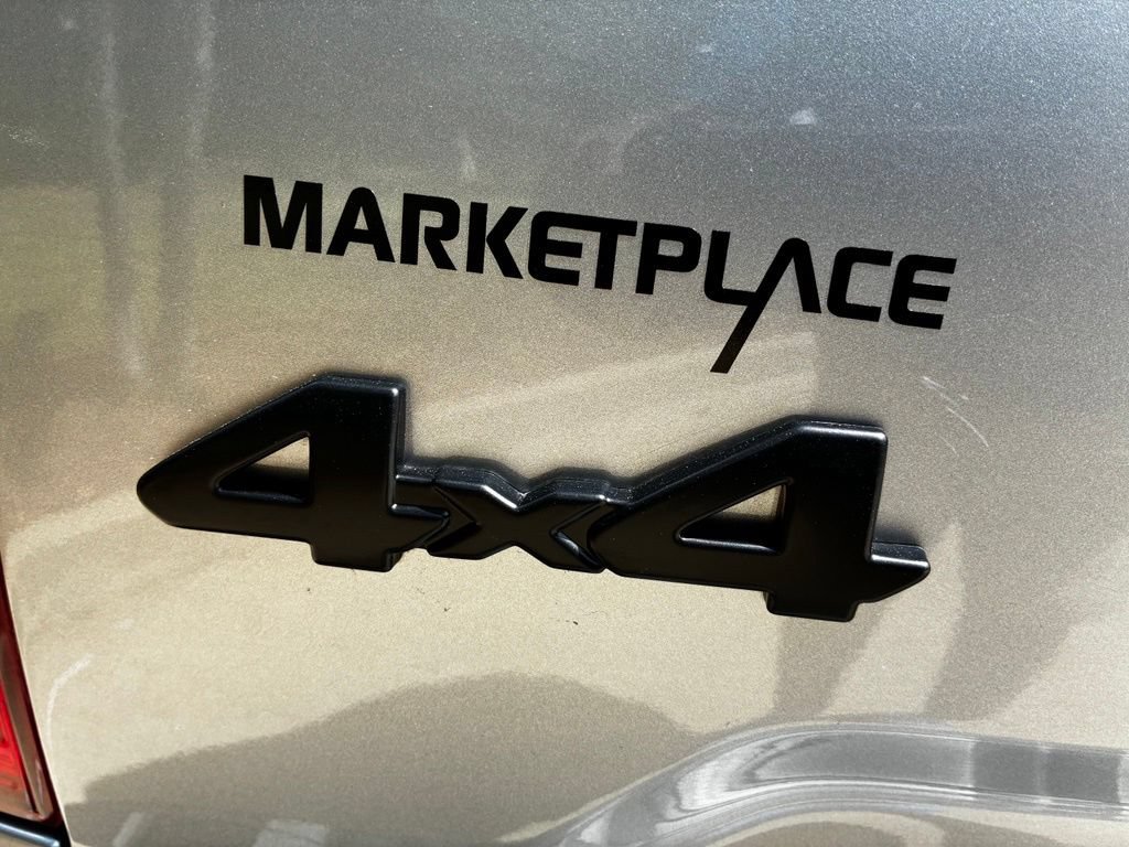 Used 2020 Toyota Tundra SR5 w/ SR5 Upgrade Package AWD/4WD image 8