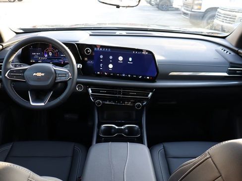 New 2026 Chevrolet Traverse LT w/ Driver Confidence Package image 41