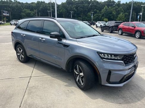 Used 2022 Kia Sorento S w/ Panoramic Sunroof Package FWD image 8