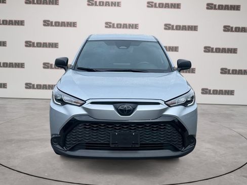 Used 2024 Toyota Corolla Cross AWD Hybrid image 8