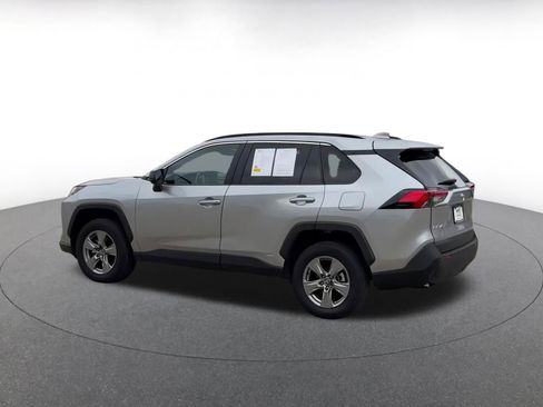 Used 2025 Toyota RAV4 LE image 10