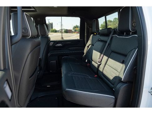 New 2026 GMC Sierra 2500 AT4X w/ LPO, Black Badging Package AWD/4WD image 13