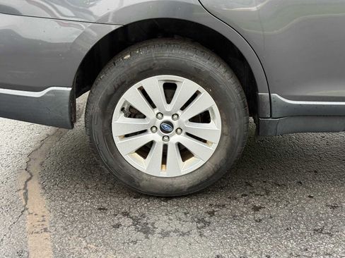 Used 2019 Subaru Outback 2.5i Premium AWD/4WD image 8