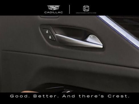 Used 2023 Cadillac Escalade Premium Luxury image 28