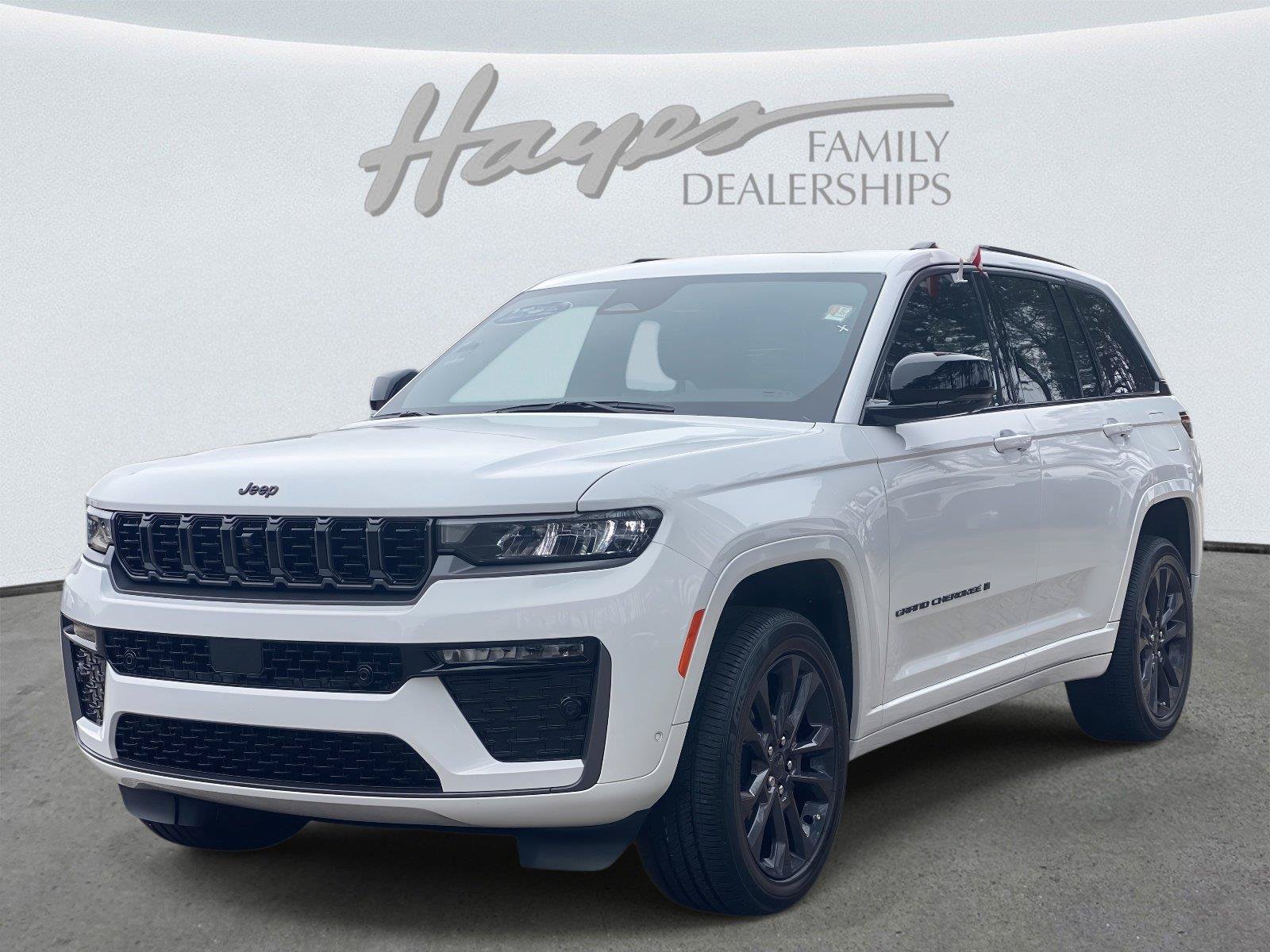 New 2026 Jeep Grand Cherokee Limited AWD/4WD image 6