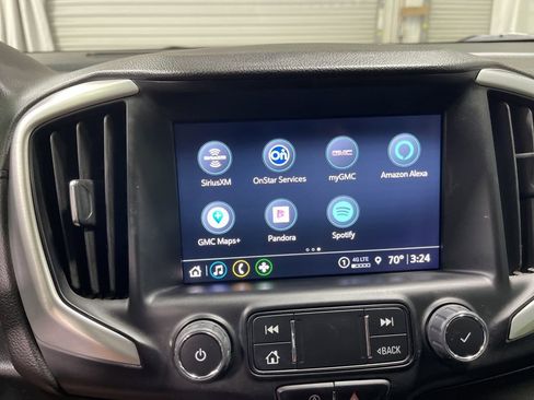 Used 2022 GMC Terrain SLT FWD image 40