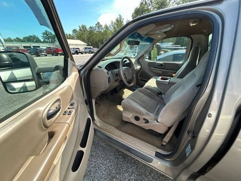 Used 2002 Ford F150 XL RWD image 2