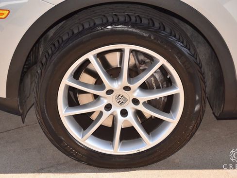 Used 2023 Porsche Cayenne image 27