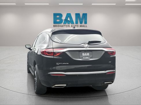 Used 2021 Buick Enclave Essence w/ Sun And Navigation Package image 6