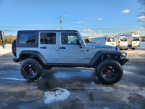 Used 2017 Jeep Wrangler Unlimited Sport image 17
