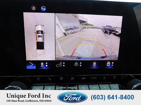 Used 2024 Chevrolet Colorado ZR2 w/ ZR2 Convenience Package III AWD/4WD image 23