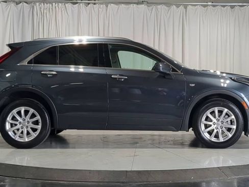 Used 2021 Cadillac XT4 Luxury w/ Cold Weather Package AWD/4WD image 11