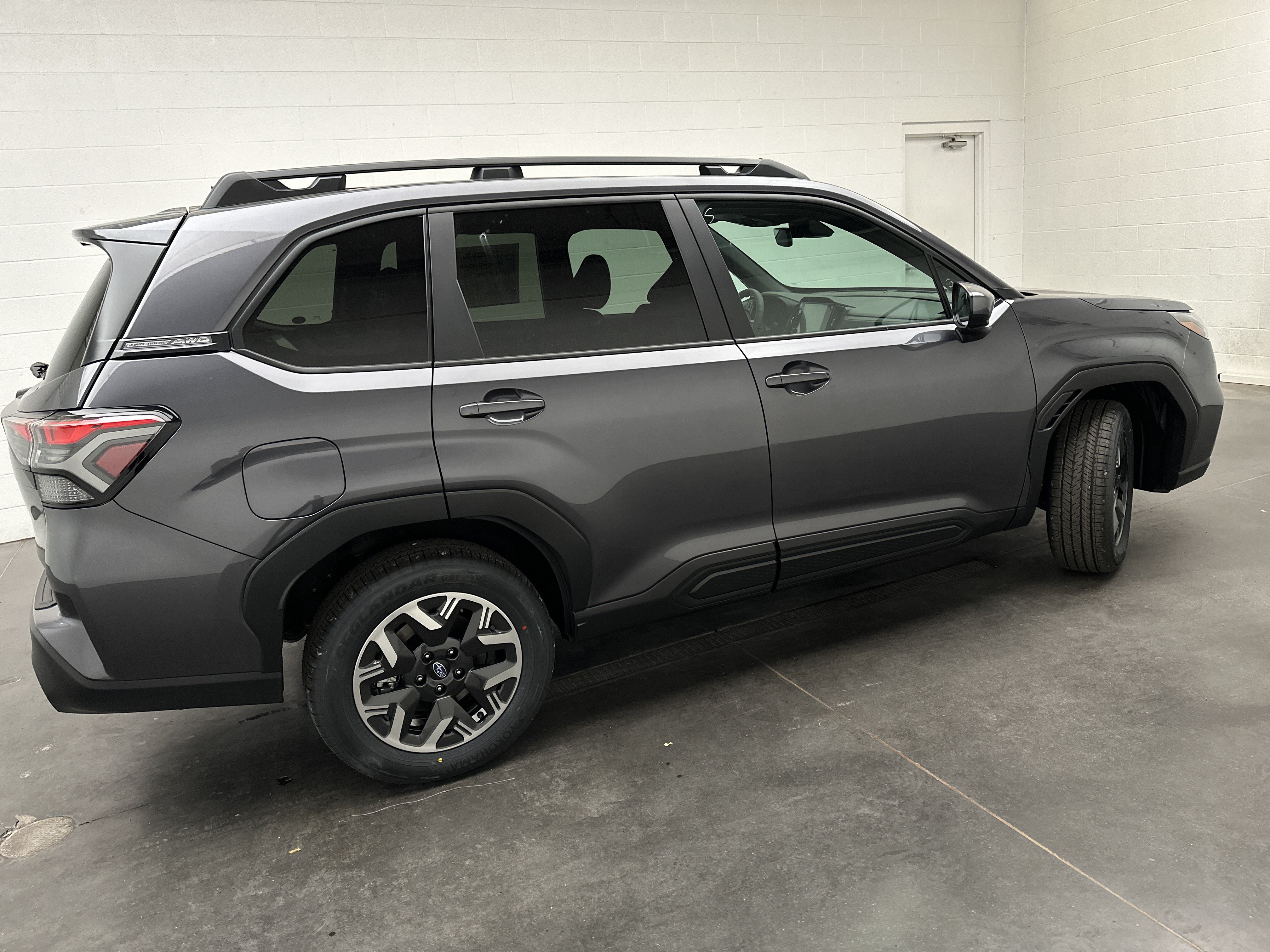 New 2026 Subaru Forester Premium AWD/4WD image 8