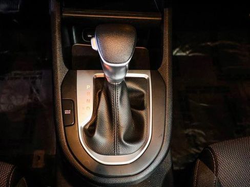 Used 2024 Kia Forte LXS w/ LXS Technology Package image 19