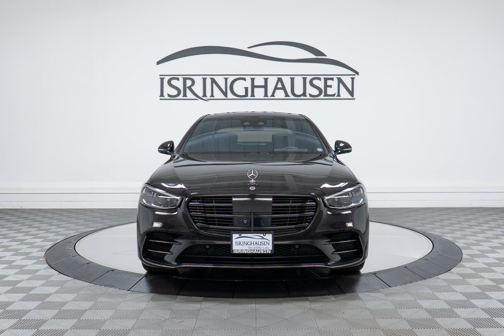 Certified 2023 Mercedes-Benz S 580 4MATIC Sedan w/ AMG Line image 2