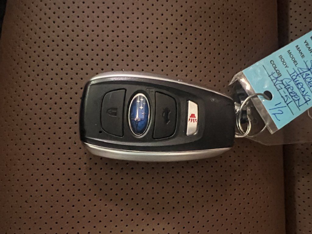 Used 2025 Subaru Ascent Touring AWD/4WD image 31