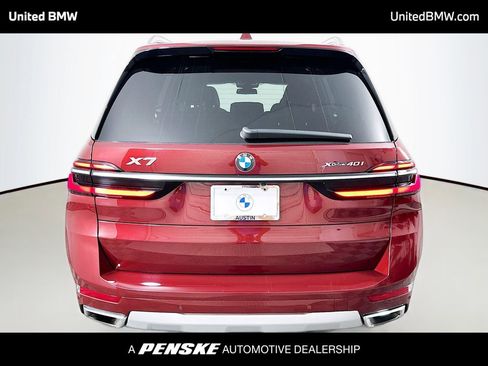 Used 2025 BMW X7 xDrive40i AWD/4WD image 6