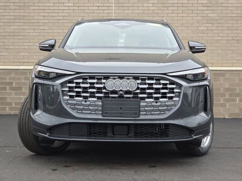 Certified 2025 Audi Q5 Premium Plus w/ Premium Plus AWD/4WD image 29