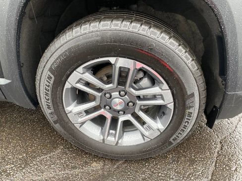 Used 2025 GMC Terrain Elevation AWD/4WD image 27