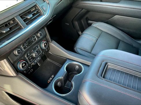 Used 2024 Chevrolet Tahoe RST w/ Luxury Package AWD/4WD image 9