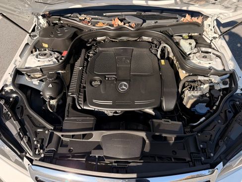 Used 2014 Mercedes-Benz E 350 4MATIC Sedan image 41