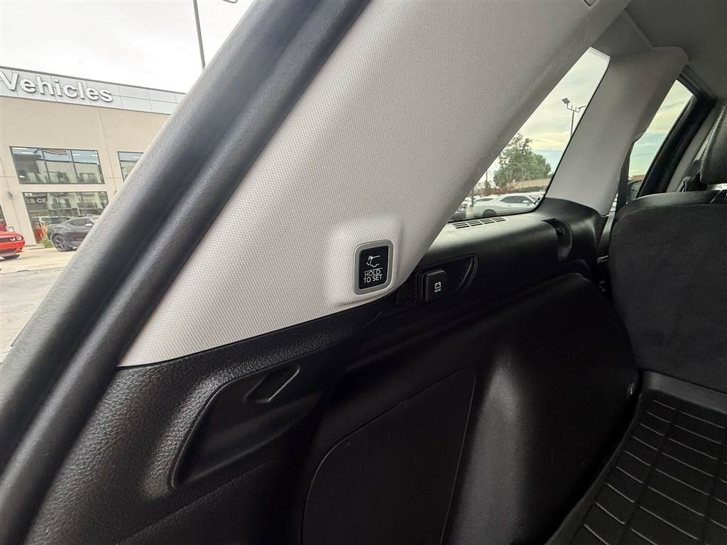 Used 2022 Jeep Grand Cherokee Limited 4xe AWD/4WD image 23