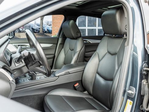 Used 2021 Cadillac CT5 Luxury image 6