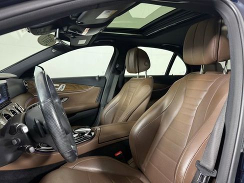 Used 2017 Mercedes-Benz E 300 E 300 image 5
