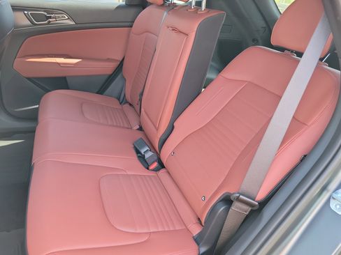 New 2026 Kia Sportage SX Prestige AWD/4WD image 7