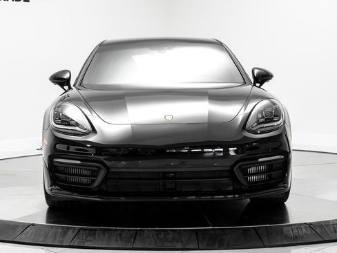 Used 2022 Porsche Panamera 4 AWD/4WD image 2