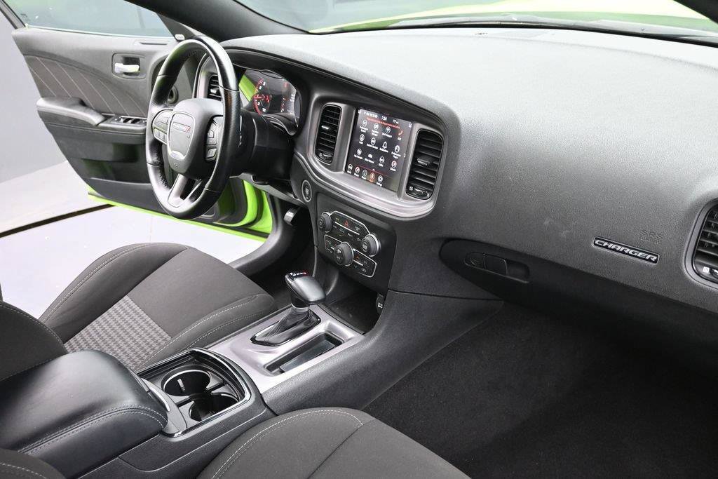 Used 2023 Dodge Charger R/T w/ Blacktop Package RWD image 34