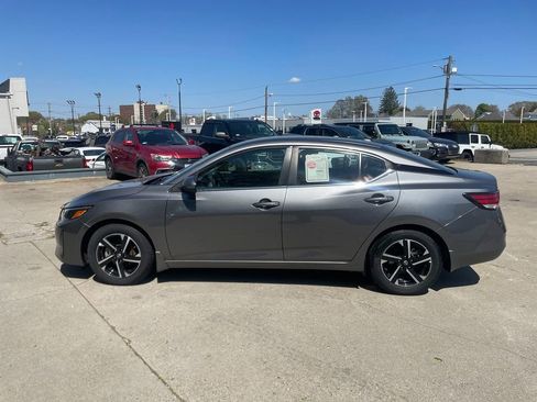 Used 2024 Nissan Sentra SV w/ All-Weather Package FWD image 9