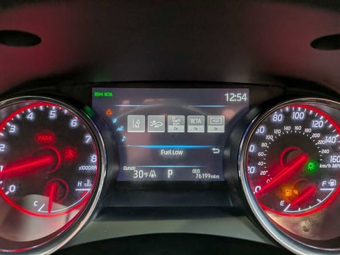 Used 2019 Toyota Camry XSE FWD image 31