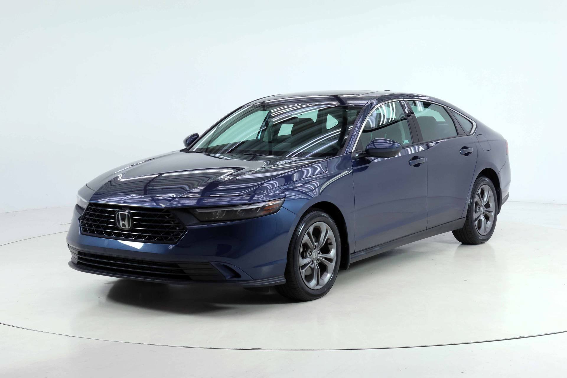 Certified 2024 Honda Accord EX image 1