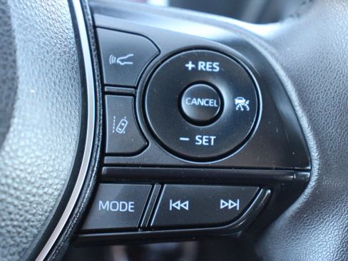 Used 2025 Toyota RAV4 SE AWD/4WD image 24