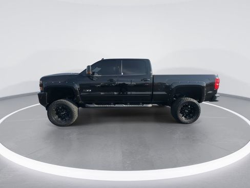Used 2017 Chevrolet Silverado 2500 LTZ w/ Duramax Plus Package image 5