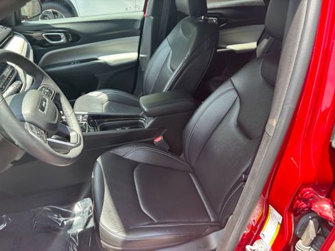 Used 2025 Jeep Compass Limited AWD/4WD image 22