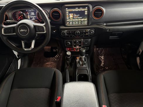 Used 2021 Jeep Gladiator Mojave image 13