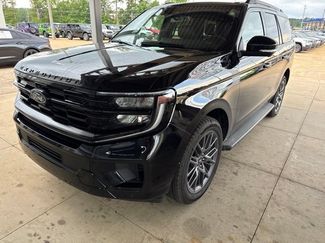Used 2026 Ford Expedition Platinum w/ Stealth Appearance Package AWD/4WD video 1