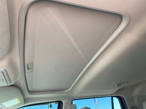 Used 2015 Lincoln Navigator 2WD image 12
