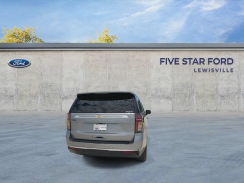 Used 2023 Chevrolet Suburban High Country w/ Advanced Technology Package RWD image 7