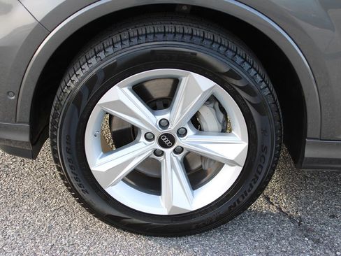 Used 2024 Audi Q7 2.0T Premium Plus image 38