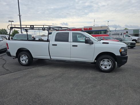 Used 2024 RAM 2500 Tradesman RWD image 2