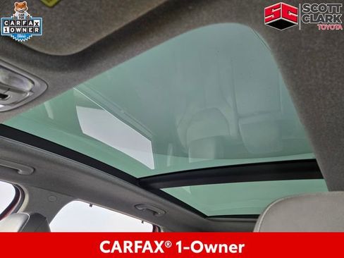 Used 2019 Hyundai Santa Fe Limited FWD image 18